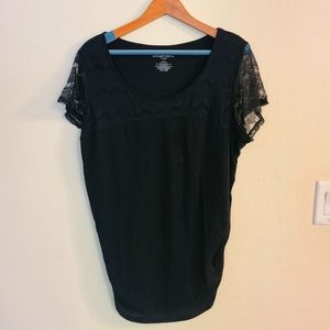 XXL Liz Lange maternity black lace t-shirt